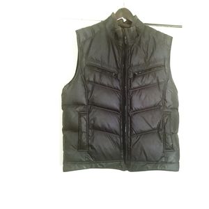 Black puffer Vest